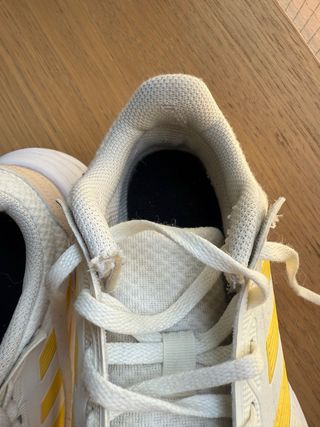 Zapatillas Adidas Talla 39 Blancas y Amarillas