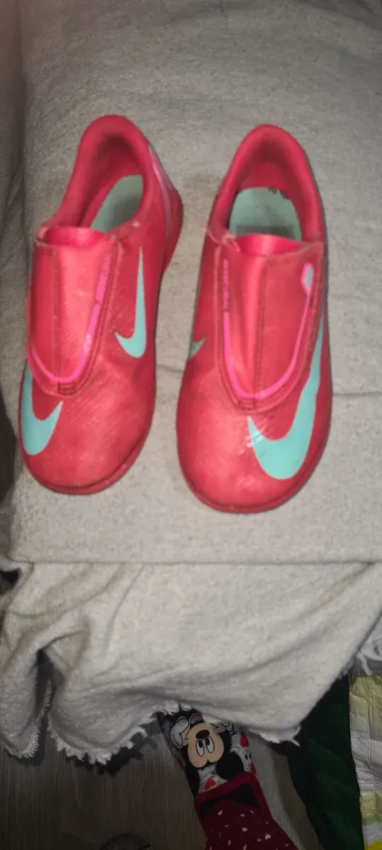 Botas Nike Jr. Mercurial Vapor 16 Club Talla 28,5