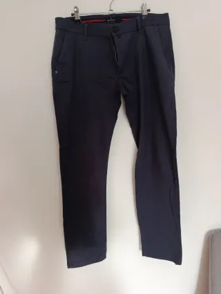 Pantalón de vestir de Roberto Torreta Talla 44