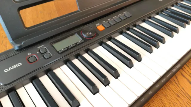 Teclado Casio Casiotone CT-S200 BK