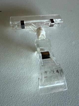 Pinzas transparentes para precios