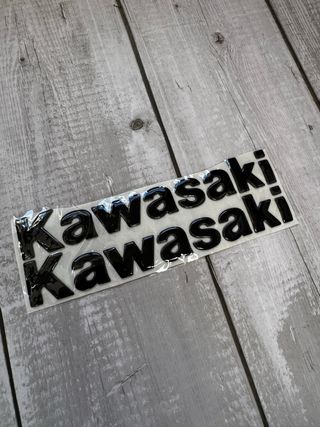 EMBLEMAS KAWASAKI CARENADO DEPOSITO MOTO LOGOTIPO