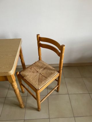 Mesa extensible madera+2 sillas