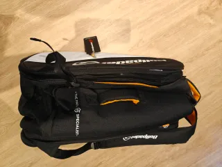 Paletero Bullpadel Performance Negro