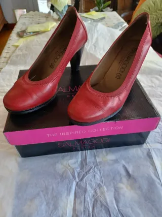 Salmagodi Zapatos de Tacón Rojos Mujer