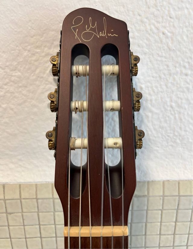 Godin Grand Concert Duet Guitarra