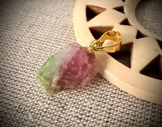 Colgante de Turmalina Sandía en Oro