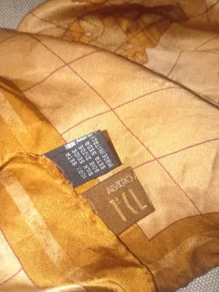 Foulard Alviero Martini 100% Seta Mis50x50