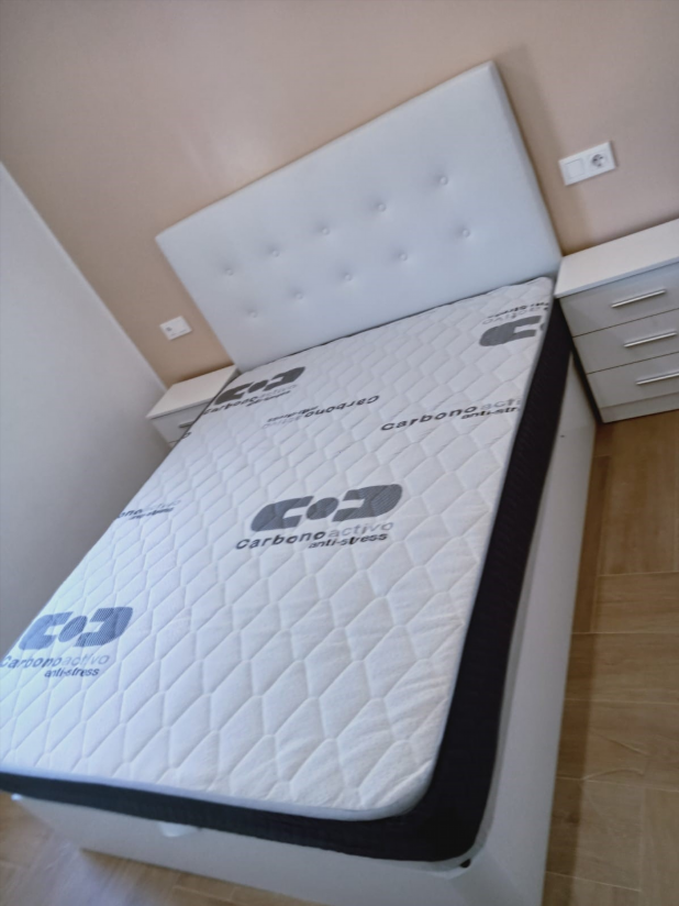 LIQUIDACIÓN EN Canapés abatibles y colchones