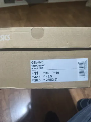 Asics Gel NYC negras y grises