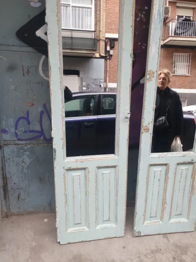 Espejos antiguos de madera y cristal