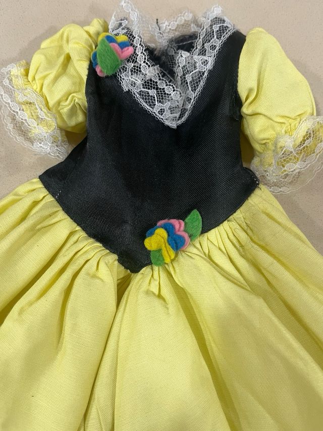 Vestido Blancanieves para la Muñeca Nancy