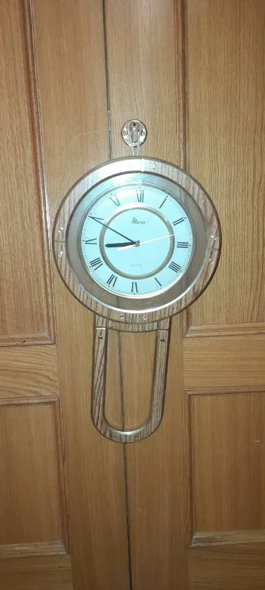 Reloj de péndulo vintage