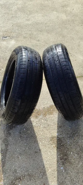 Juego de 2 Ruedas de Coche