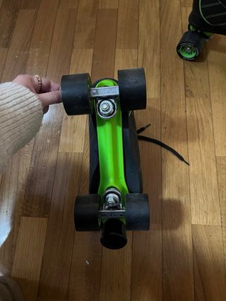 Patines 4 Ruedas Negros y Verdes Talla 41