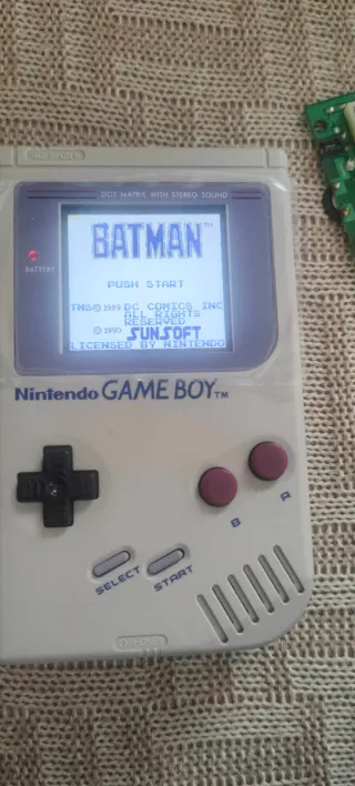 Nintendo Game Boy DMG-1 gris, con pantalla ips