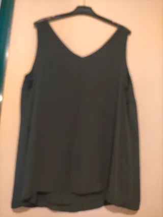 Blusa tirantes negra