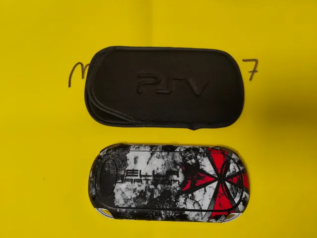 PS Vita OLED Bianca 128GB con schermo nuovo modello 3G