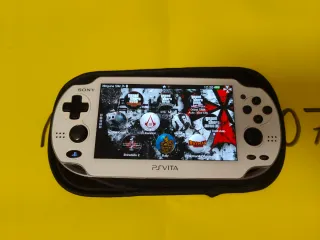 PS Vita OLED Bianca 128GB con schermo nuovo modello 3G