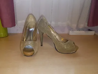 Zapatos de fiesta dorados talla 41