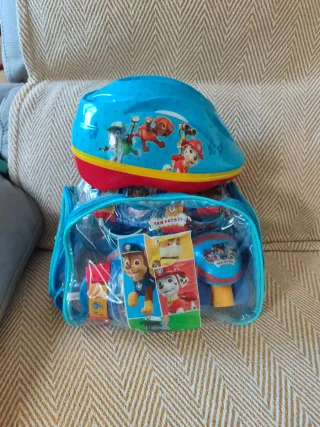 Patines Patrulla Canina + Casco y Protecciones