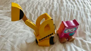 Juguetes de madera: excavadora y búho