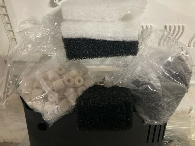 Acquario 60L con luce e filtro