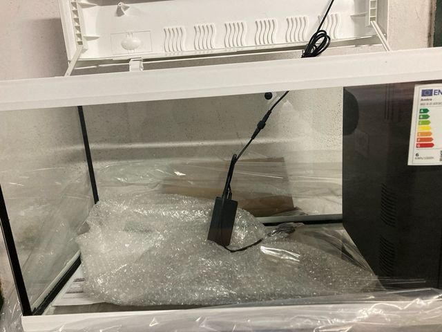 Acquario 60L con luce e filtro