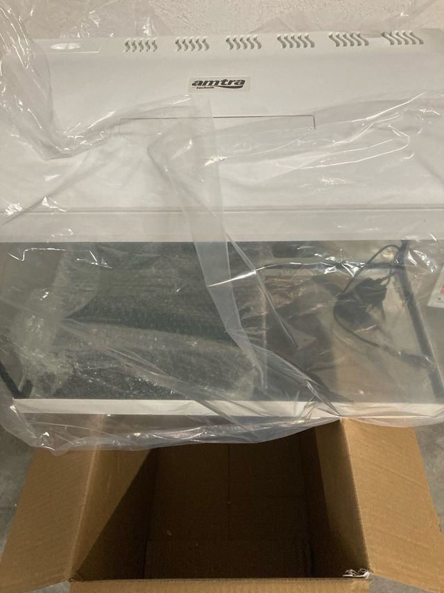 Acquario 60L con luce e filtro