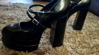 Zapatos de tacón negros Rita Ora