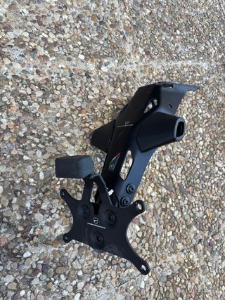 Portamatrículas Ducati Performance Monster 937