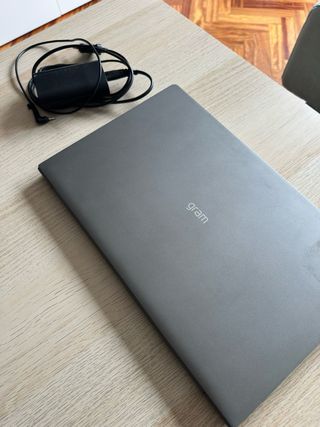 Ordenador portátil LG Gram i7, 16GB RAM y 500GB