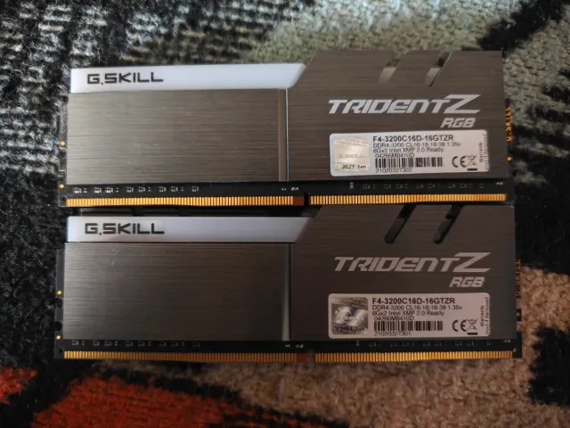 RAM DDR4 16GB (2x8GB) 3200MHz (Ricondizionato)