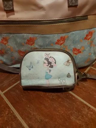 Bolsa de viaje y neceser infantil