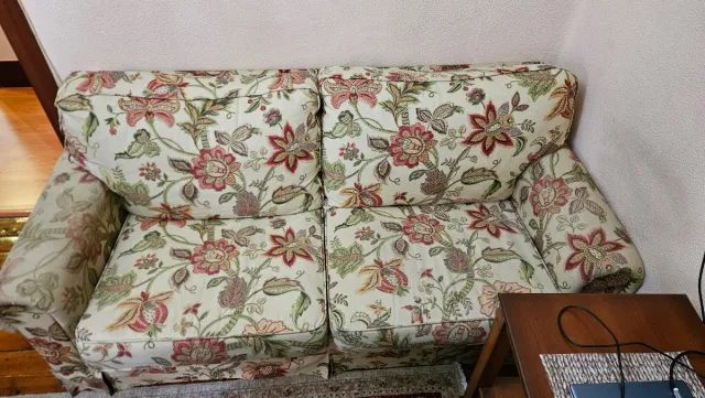 Sofá 3 plazas 1.86m floral