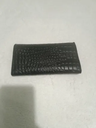 Cartera de mujer negra