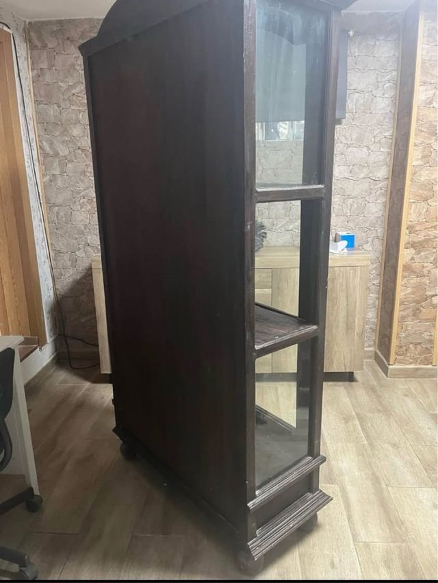 Mueble vitrina madera y cristal 1.80x0.80