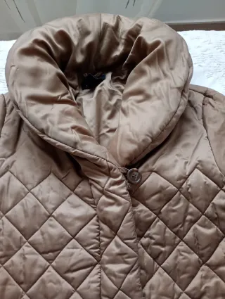 Cazadora acolchada marrón