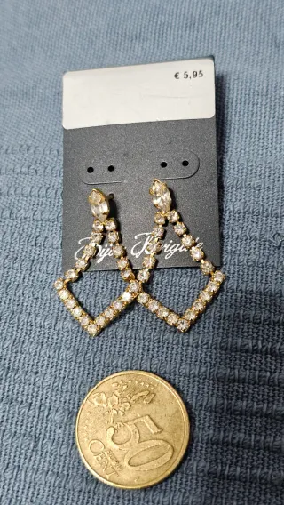 Pendientes de piedras dorados ( no oro )