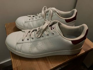 Bambas Blancas marca Boomerang(corte ingles)N 42