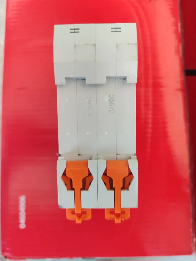 Interruptor Automático MAXGE 50A