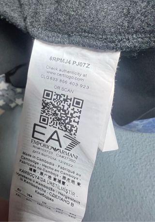 Sudadera EA7 Emporio Armani Negra