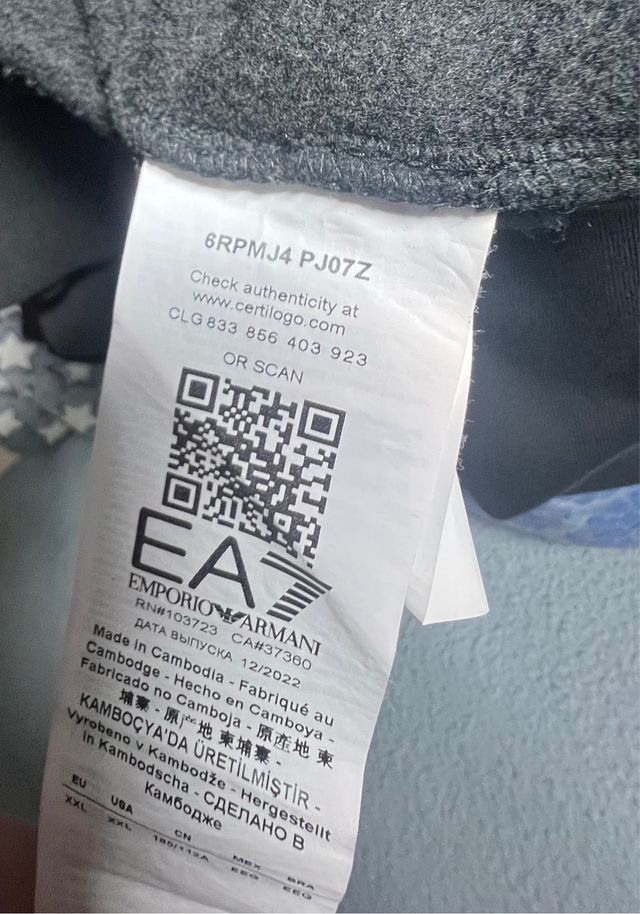 Sudadera EA7 Emporio Armani Negra