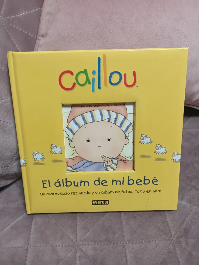 Álbum de fotos Caillou para bebé