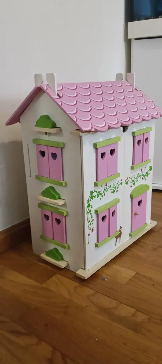 PRECIOSA Casita de madera más accesorios