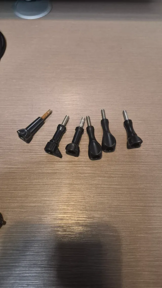 Tornillos para accesorios GoPro