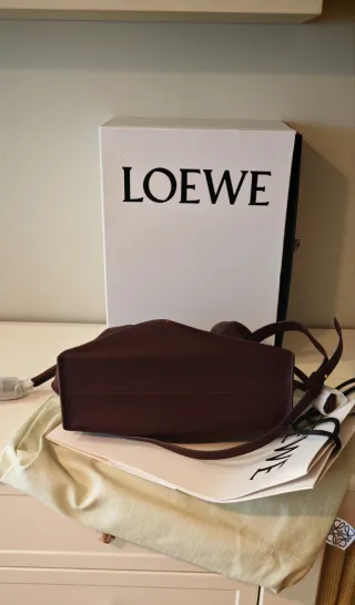 Bolso Loewe Flamenco Clutch Marrón