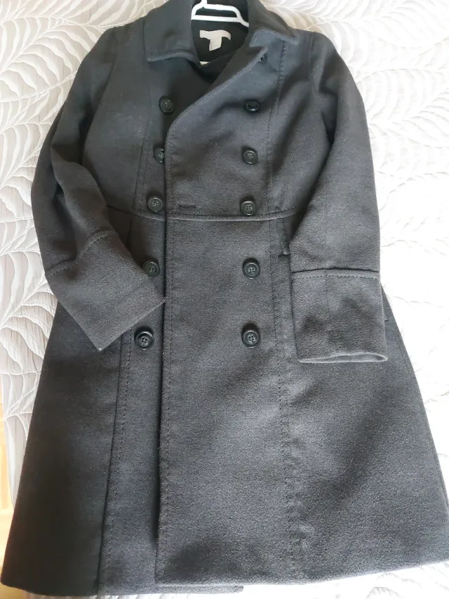 Abrigo gris doble botonadura