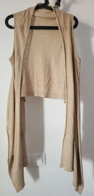Chaleco de punto beige