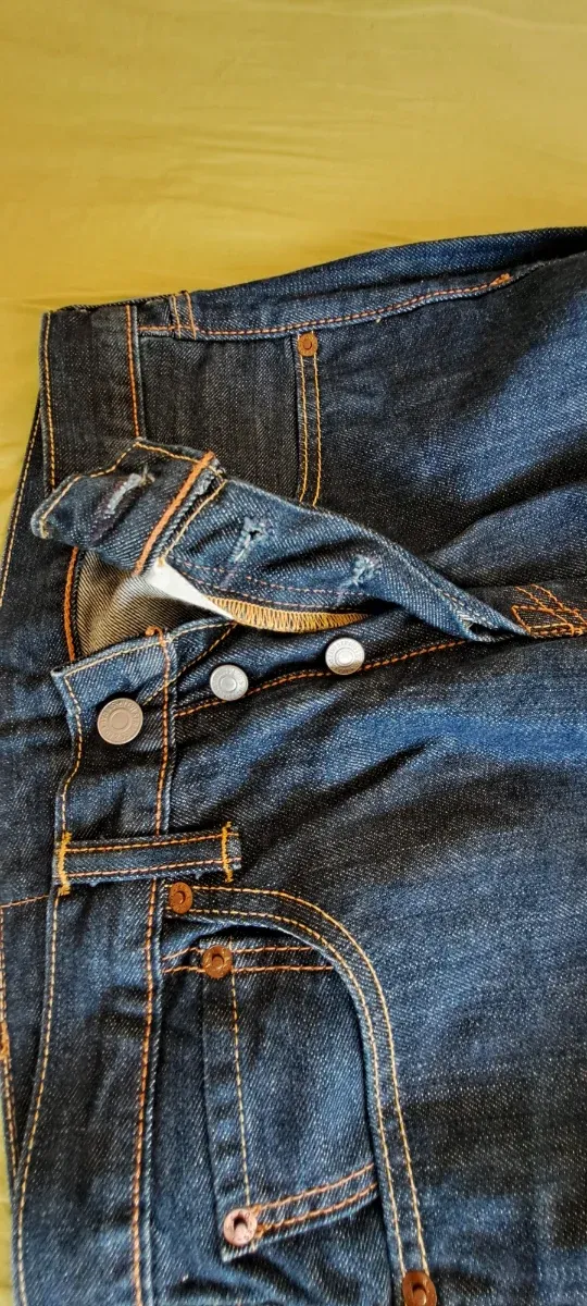 Pantalones Levi's 501 W28 L32